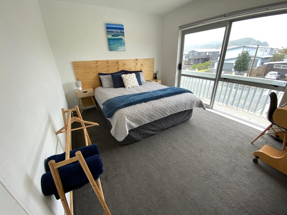 Surf N Stay Whangamata Exterior foto