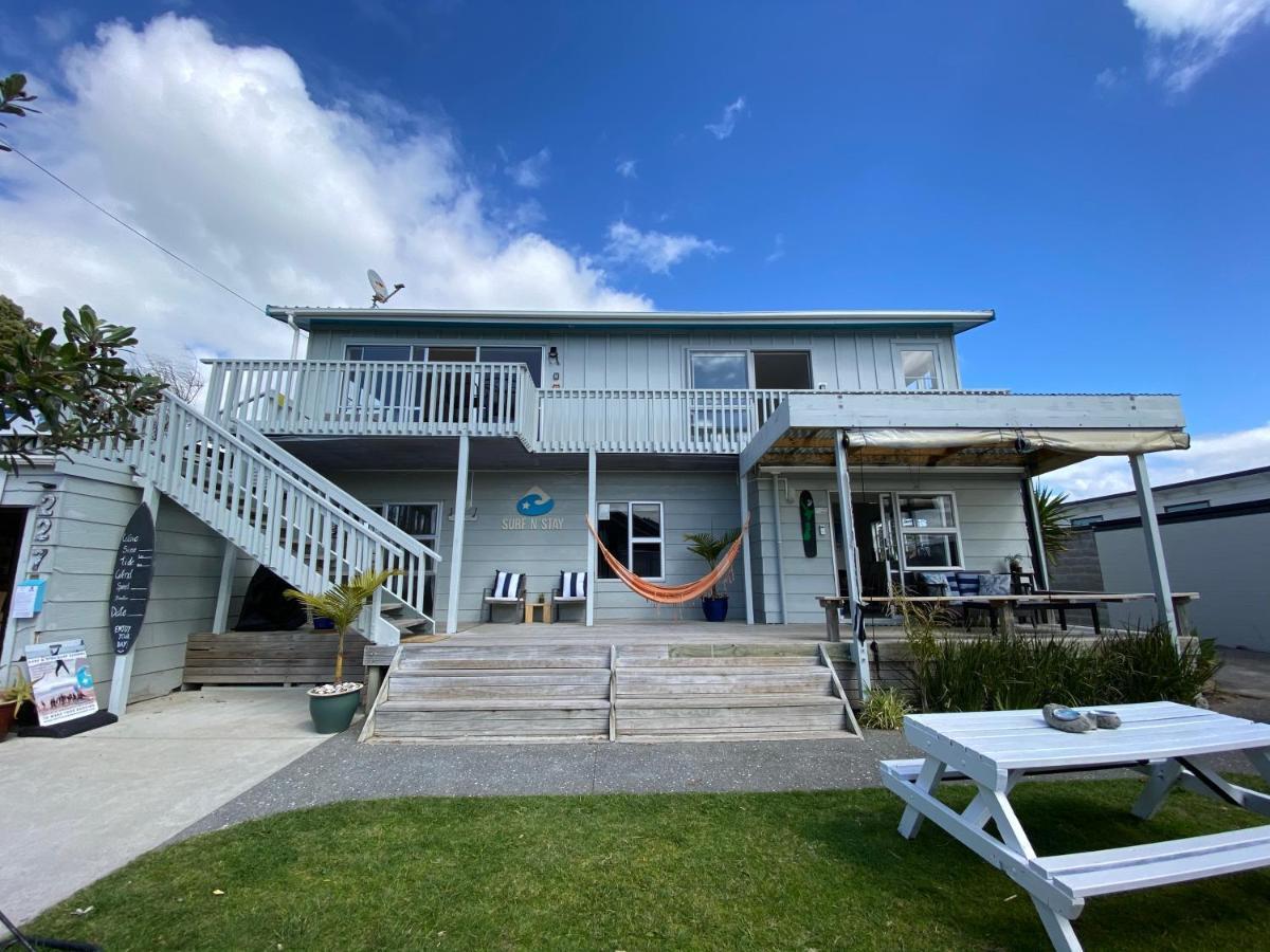 Surf N Stay Whangamata Exterior foto